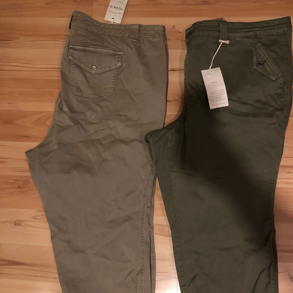 Torrid Cargo Capris